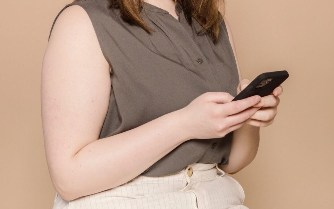 How to Build a Massage Practice Texting Etiquette